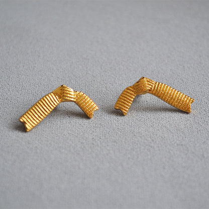Delicate Artisan Gold Earring