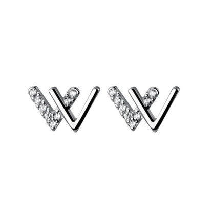 Romantic Silver Earring for Special Moments