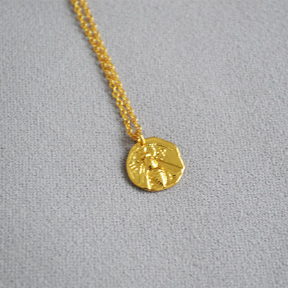 Romantic Gold Necklace for Special Moments