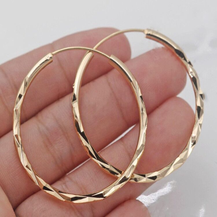 Stunning Earring for Daily Wear