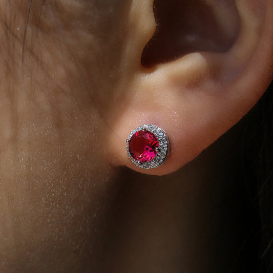 Charming Earring for Any Occasion
