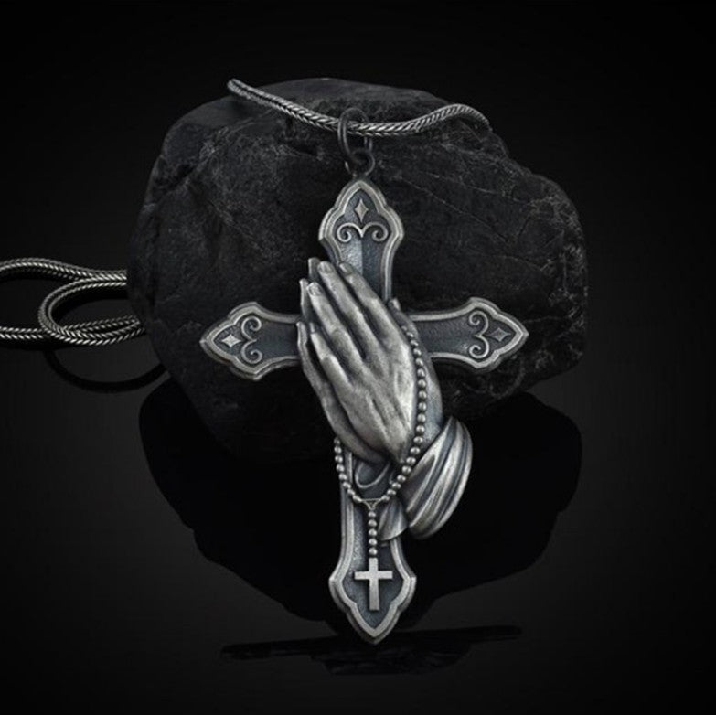 Classic Silver Necklace with Timeless Appeal