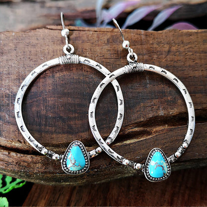 Elegant Silver Earring for Every Occasion