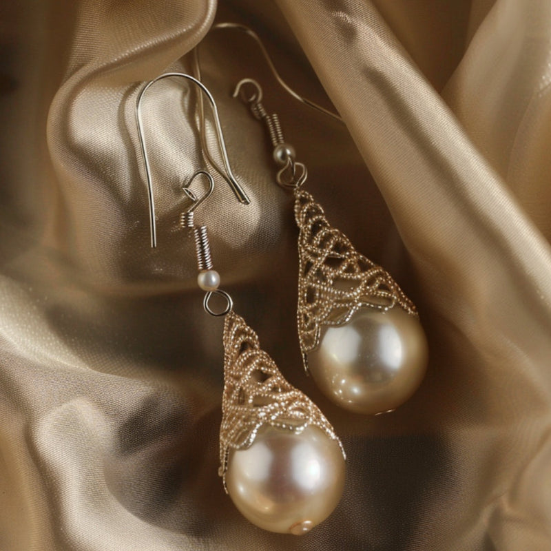 Stunning Gold Earring for Daily Wear