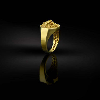 Romantic Gold Ring for Special Moments