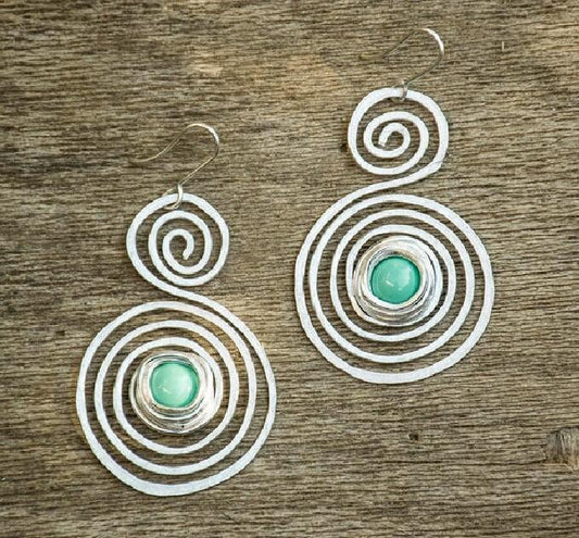 Charming Earring for Any Occasion