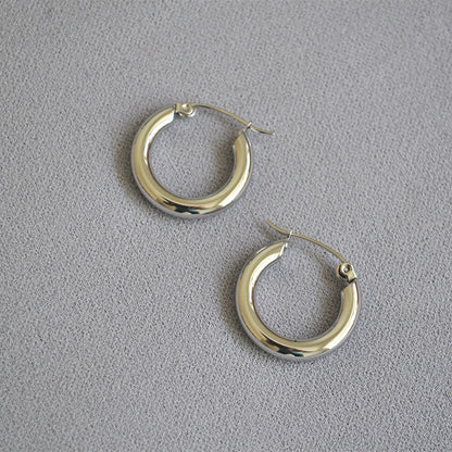 Elegant Gold Earring for Every Occasion