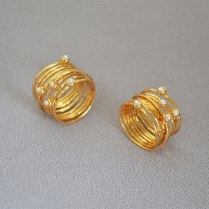 Classic Pearl Set with Timeless Appeal