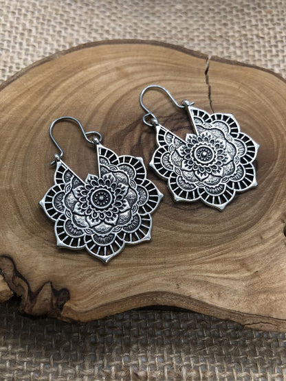Stunning Earring for Daily Wear