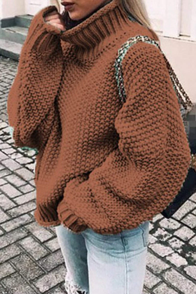 JO | Tailored and elegant sweater