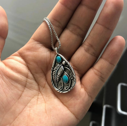 Charming Silver Necklace for Any Occasion