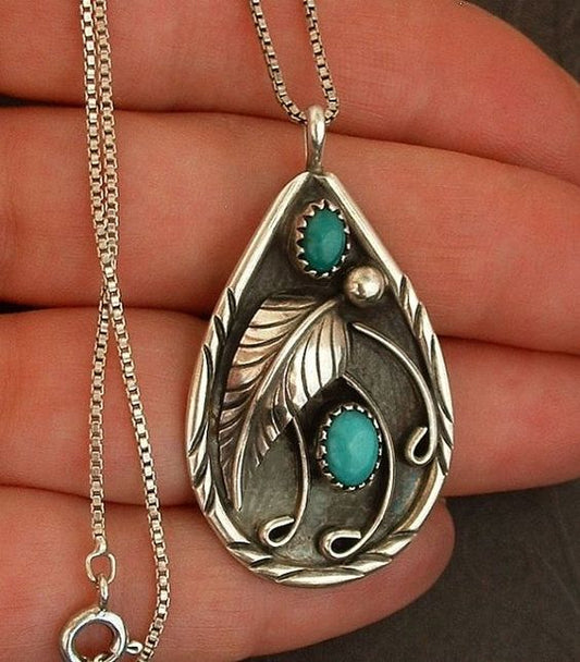 Elegant Silver Necklace for Every Occasion