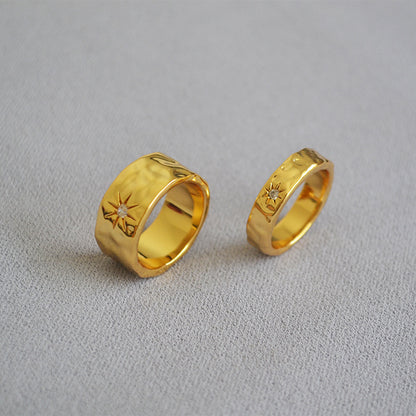 Classic Gold Ring with Timeless Appeal