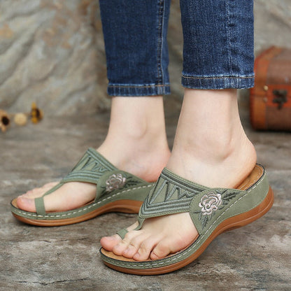 Graceful Orthopedic Shoes for Modern Look
