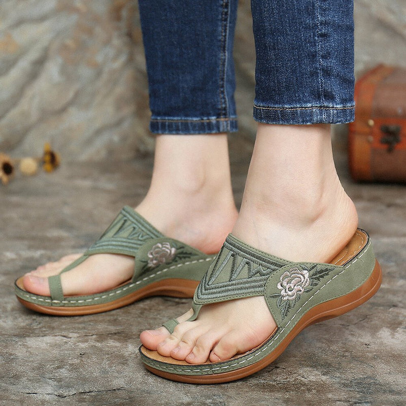 Graceful Orthopedic Shoes for Modern Look