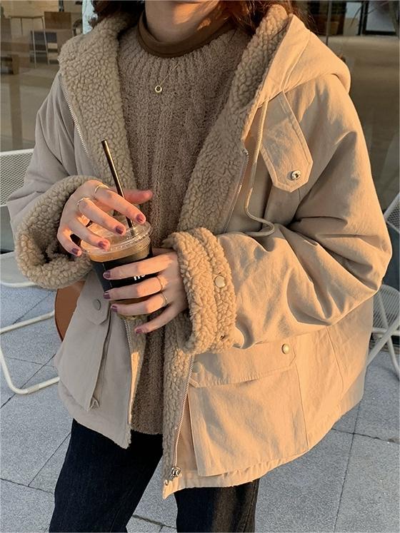JO | Classic and comfortable garment