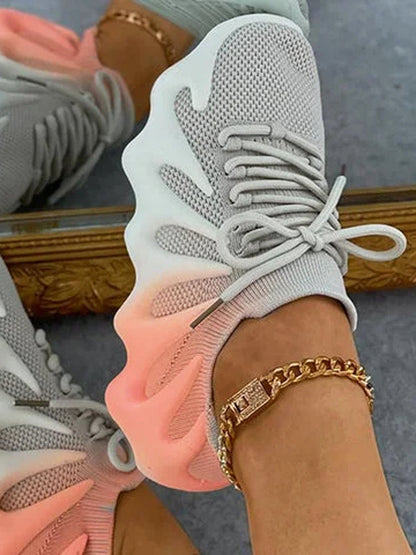 JO | Stylish and airy sneakers