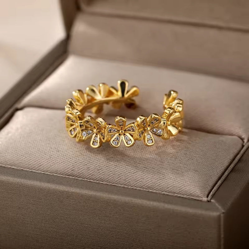 Elegant Gold Ring for Every Occasion