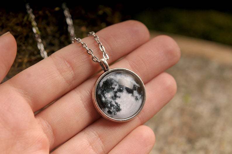 Charming Necklace for Any Occasion