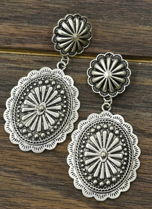Vintage Handmade Silver Earring