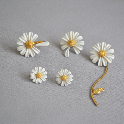 Vintage Handmade Silver Earring