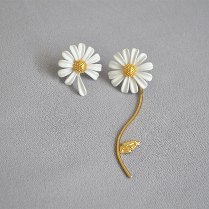 Vintage Handmade Silver Earring