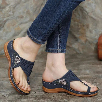 Chic Orthopedic Sandals with Unique Design