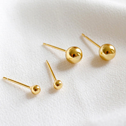 Vintage Handmade Gold Earring