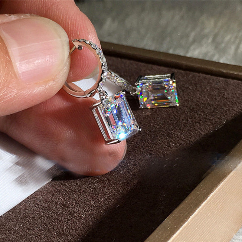Elegant Earring for Every Occasion