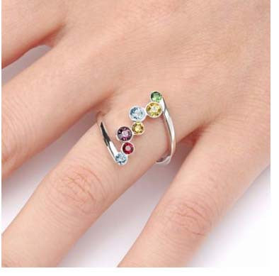 Romantic Gold Ring for Special Moments