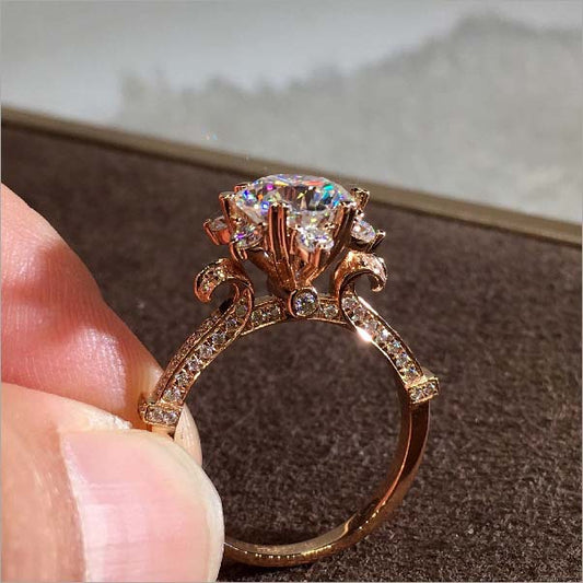 Charming Gold Ring for Any Occasion