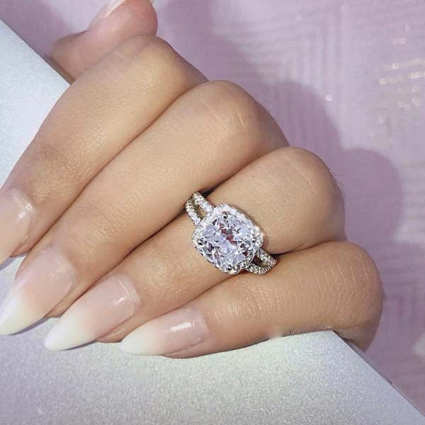 Beautiful Ring with Unique Style