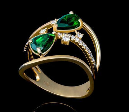 Romantic Gold Ring for Special Moments