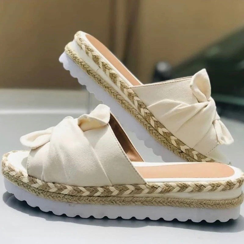 Graceful Orthopedic Sandals for Modern Look