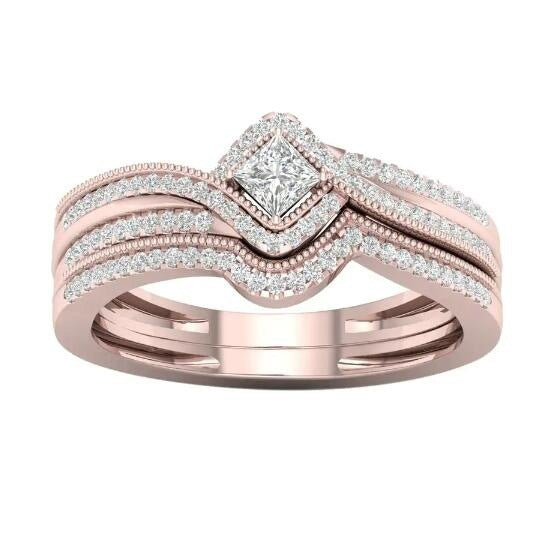 Classic Gold Ring with Timeless Appeal