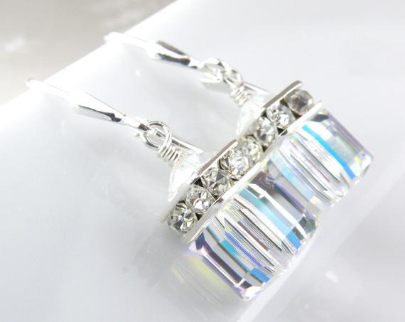 Classic Pearl Earring with Timeless Appeal