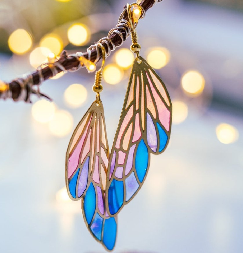 Classic Earring with Timeless Appeal