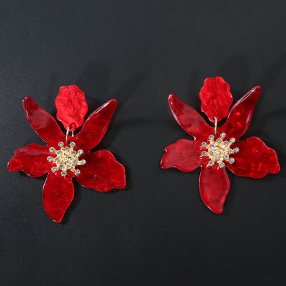 Classic Earring with Timeless Appeal