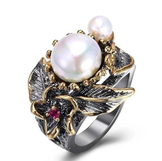 Charming Gold Ring for Any Occasion
