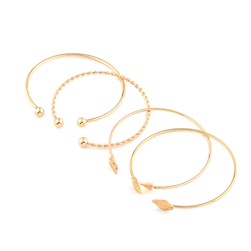 Classic Gold Bracelet with Timeless Appeal