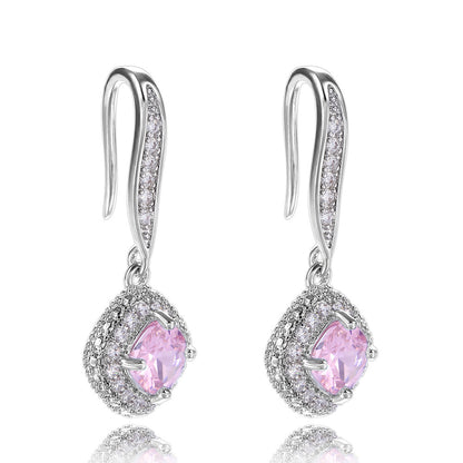 Charming Earring for Any Occasion