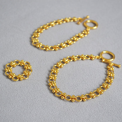 Charming Gold Bracelet for Any Occasion