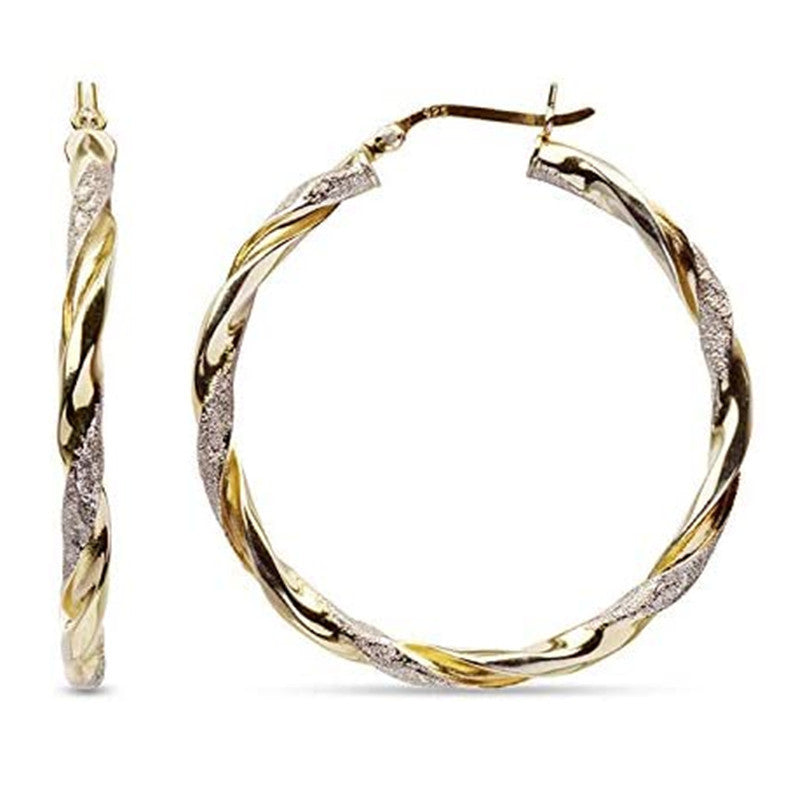 Romantic Gold Earring for Special Moments