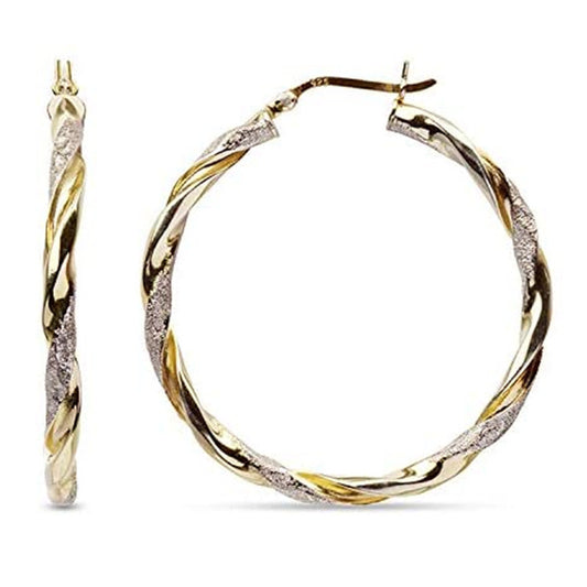 Romantic Gold Earring for Special Moments