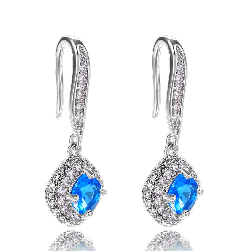 Charming Earring for Any Occasion