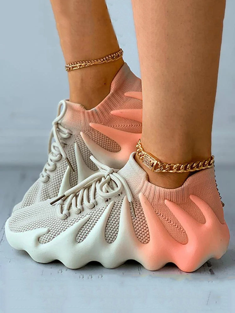 JO | Stylish and airy sneakers