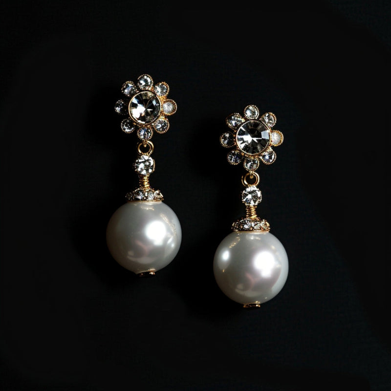 Charming Pearl Earring for Any Occasion
