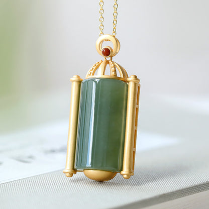 Stunning Gold Necklace for Daily Wear