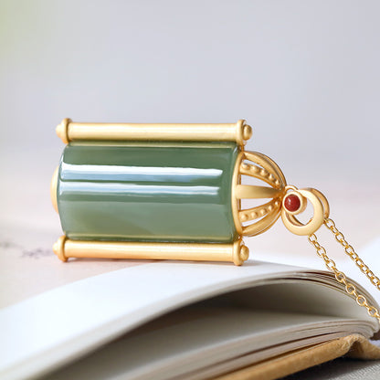 Stunning Gold Necklace for Daily Wear