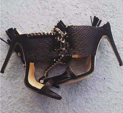 Chic Orthopedic Sandals with Unique Design